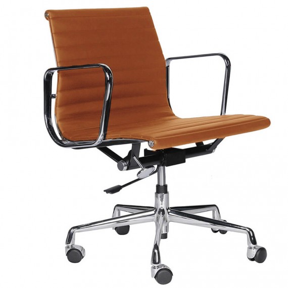 Replica Aluminum EA117 office chair by Charles & Ray Eames.