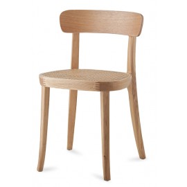 Tours chair in natural rattan and Nordic style ash wood.